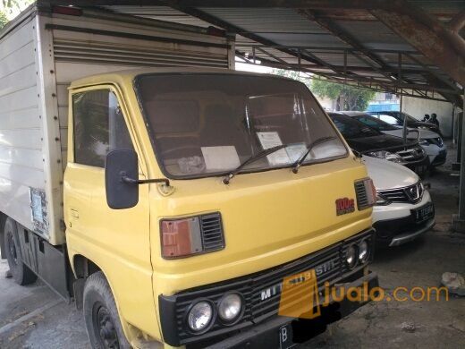 Mobil Box Mitsubishi Type FE 104 Tahun 1996