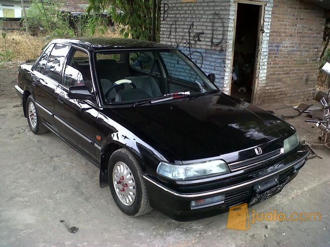 Honda Grand Civic Wrn Hitam Ori Th 1990