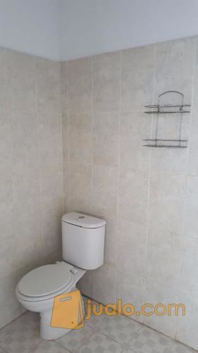 DIKONTRAKKAN RUMAH DI JATINEGARA INDAH BLOK BD. NO.20