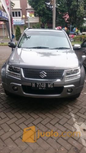 Suzuki Grand Vitara 2.0 MT 2011 Abu Abu Metalik