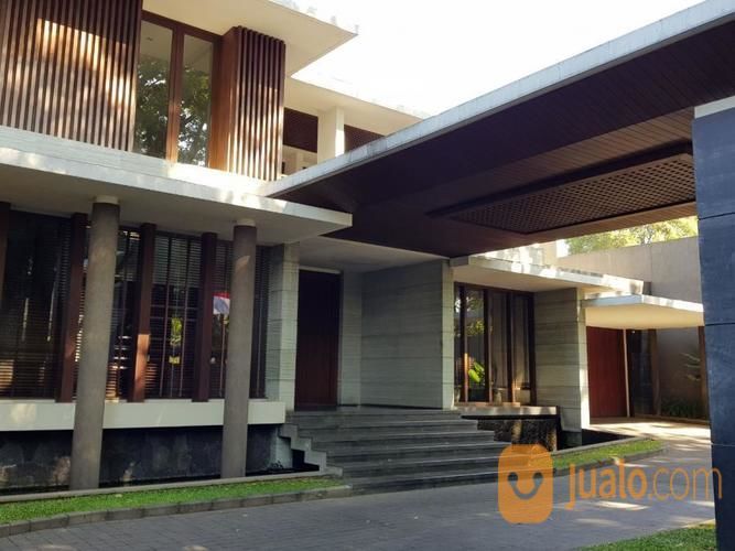 Rumah Mewah Ada Kolam Renang Di Cipaganti Raya Bandung