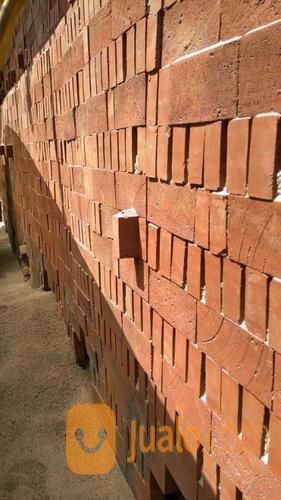 Bata Merah / Batu Bata Merah