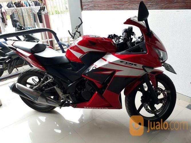 Motor Honda CB 150 R