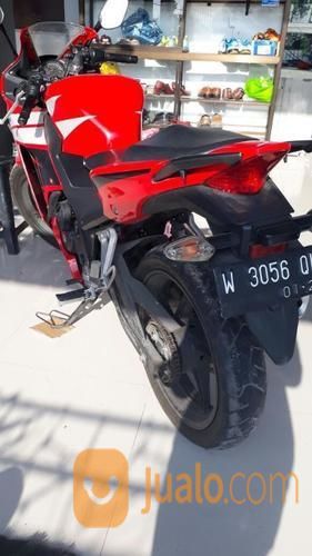 Motor Honda CB 150 R