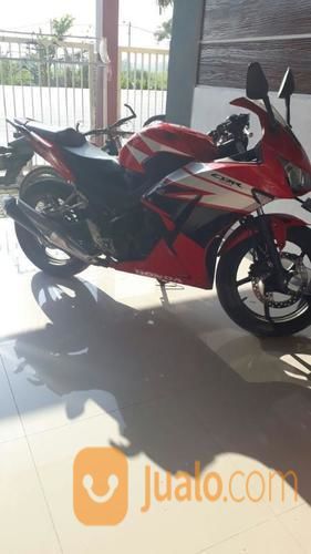 Motor Honda CB 150 R
