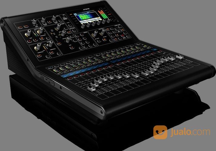 MIDAS M32 LIVE Digital Mixer