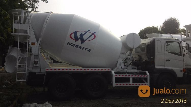 Truk Hino Ranger FM 280 JM 6x4 Euro 4, Truk Mixer kapasitas 7m3 (Kondisi Baru)