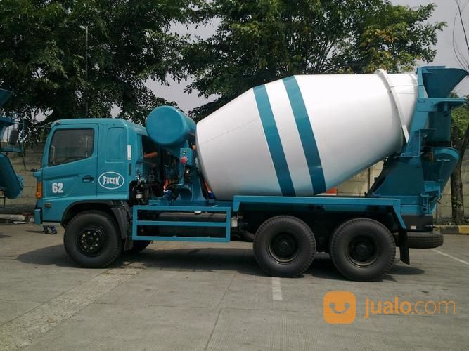 Truk Hino Ranger FM 280 JM 6x4 Euro 4, Truk Mixer kapasitas 7m3 (Kondisi Baru)
