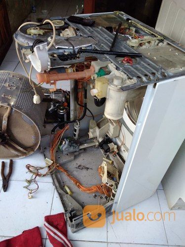Service Mesin Cuci Electrolux Lux Royal