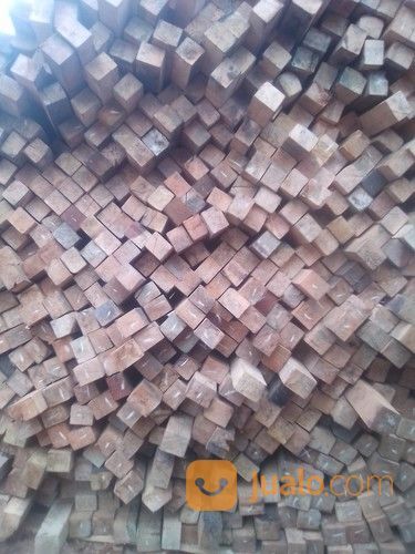 Balok Kayu Oak Bekas
