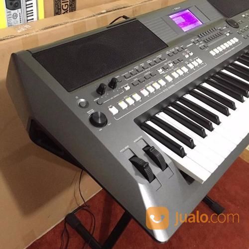 Keyboard Yamaha Psr S670 Garansi