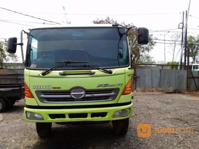 Truk Hino Lohan Tahun 2009