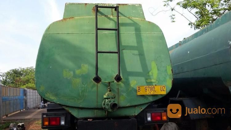 Truk Hino Lohan Tahun 2009