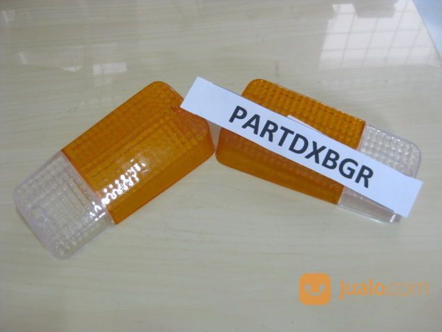 Sepasang Mika Sein Bemper Toyota Corolla KE-30