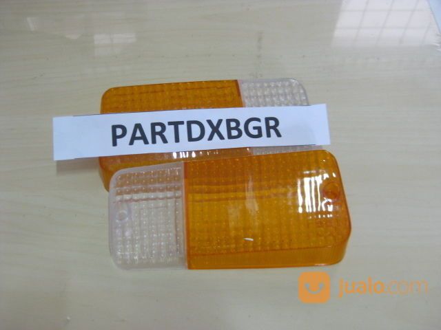 Sepasang Mika Sein Bemper Toyota Corolla KE-30