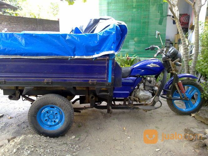 Motor Roda Tiga (Bekas)