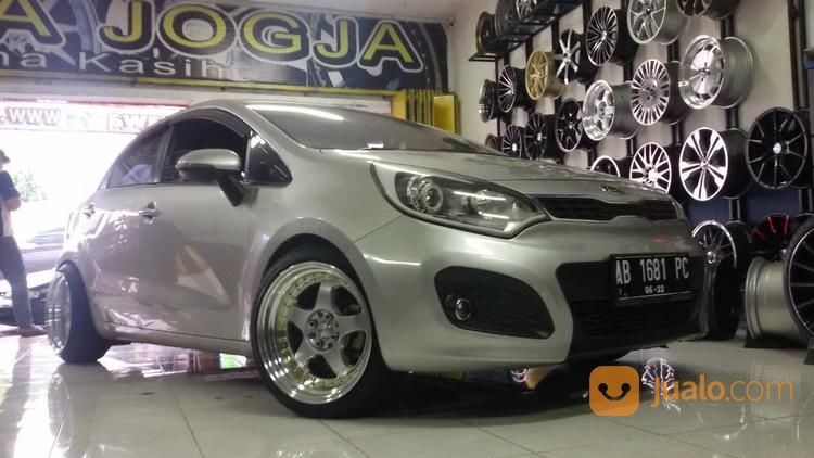 Modifikasi Velg Mobil Kia Rio Ring 17