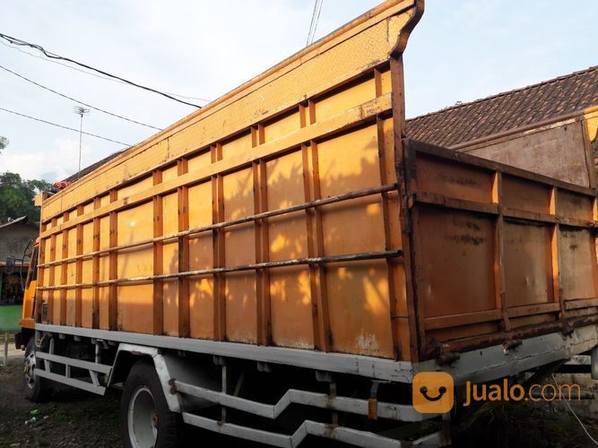 TRUCK MITSUBISHI FUSO ENGKEL BAGUS PAJAK PANJANG