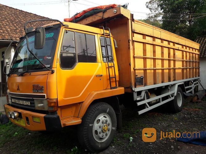 TRUCK MITSUBISHI FUSO ENGKEL BAGUS PAJAK PANJANG
