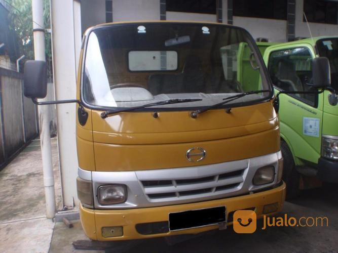 Hino Dutro 130 HD Sasis Tangki Tahun 2008