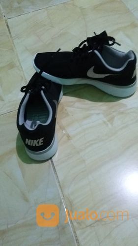Sepatu Nike Original Size 39 Made In Indonesia