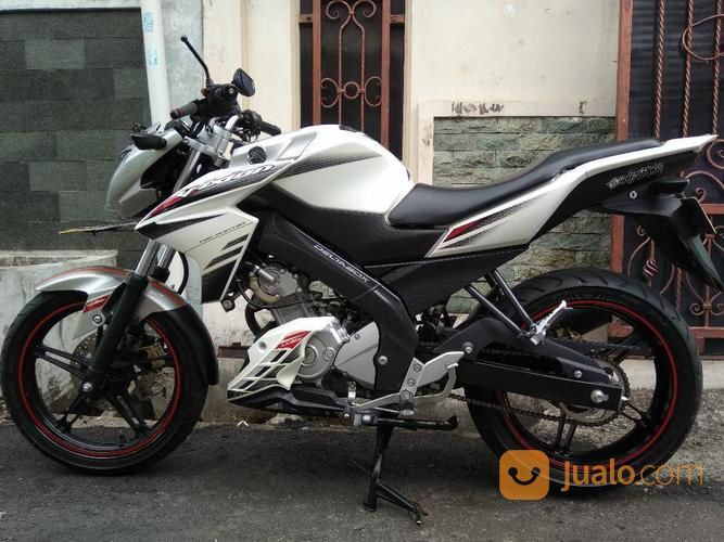 Yamaha New Vixion Lightning Putih