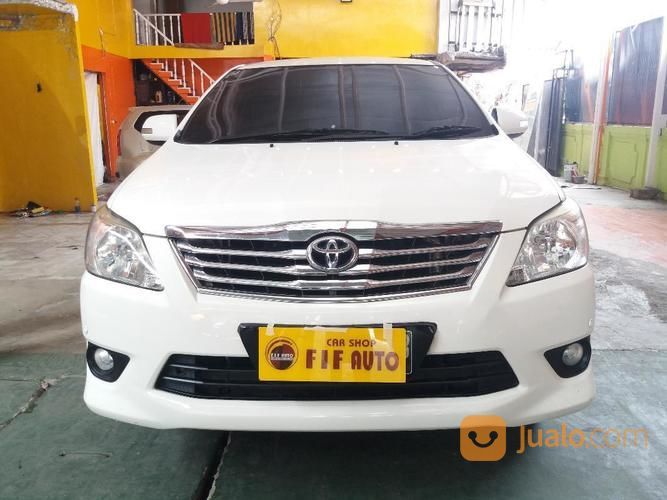 Toyota Kijang Innova 2.0 V AT 2013 Putih