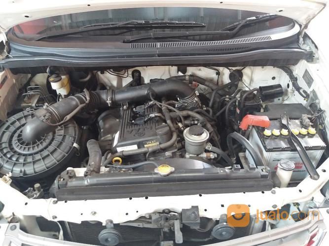 Toyota Kijang Innova 2.0 V AT 2013 Putih