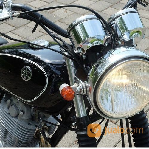 Yamaha SR400 Standar Kondisi Mesin Bagus