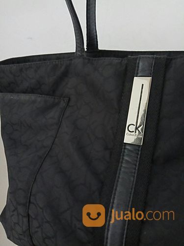 Preloved Tas Bag CALVIN KLEIN Hitam Nylon Original Size Besar