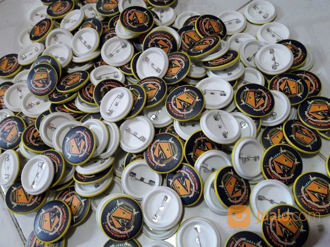 Cetak Pin Buat Pin Tempat Pembuatan Pin Murah