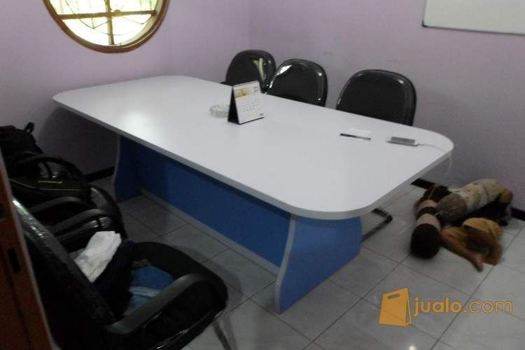 Meja Rapat Kantor Sesuai Pesanan Semarang