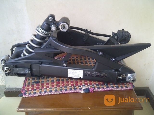 Swing Arm Kawasaki ZX6R