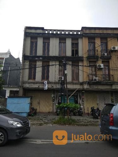 Ruko Raya Manyar Rejo Surabaya 3 Lantai Strategis