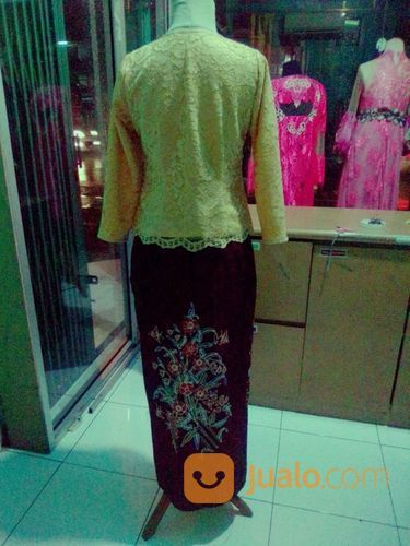JASA JAHIT KEBAYA DAN DRESS WANITA