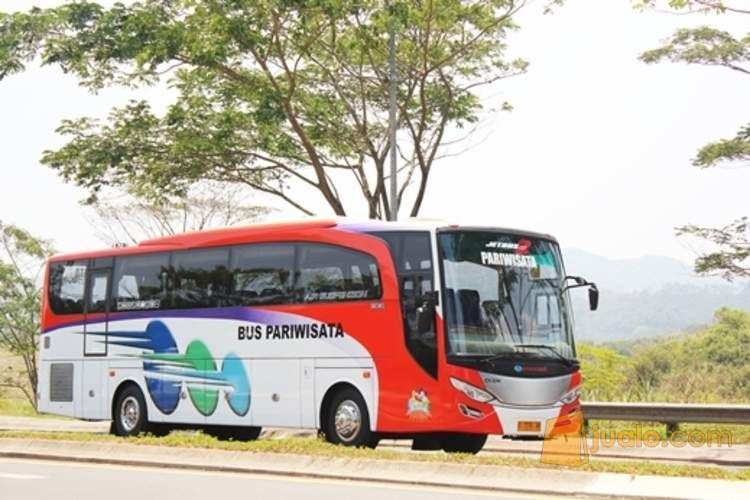 BUS PARIWISATA BANDUNG