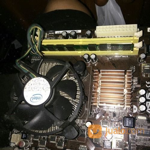 Mainboard Asus Socket 775 + Proc Core2Duo E7400 + Hsf + Ram 1Gb