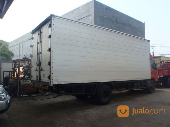 Toyota Dyna 130 XT Box Long Tahun 2011