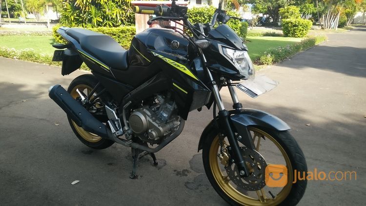 Vixion Advance 2016 Hitam Istimewa