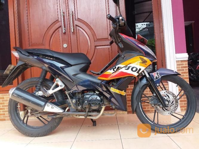 Honda Blade Repsol 110 Cc Tahun 2009 - Istimewa - Tangan Pertama