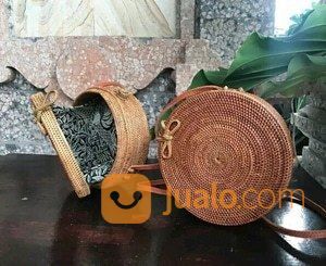 Tas Rotan Bulat Kekinian RAISA Handmade Bali Rattan Bag Unik Cantik