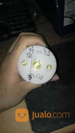 Isolator Busbar / Isolator Tumpu Untuk Busbar / Panel / Kubikel 11KV