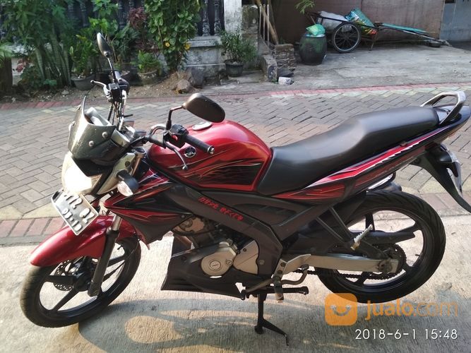 Yamaha Vixion Merah Maroon 2010