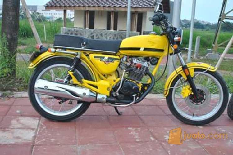 Honda CB 100 Glatik