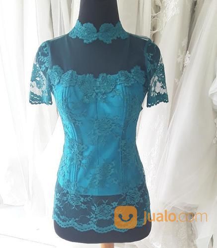 Sewa Kebaya Modern Kediri