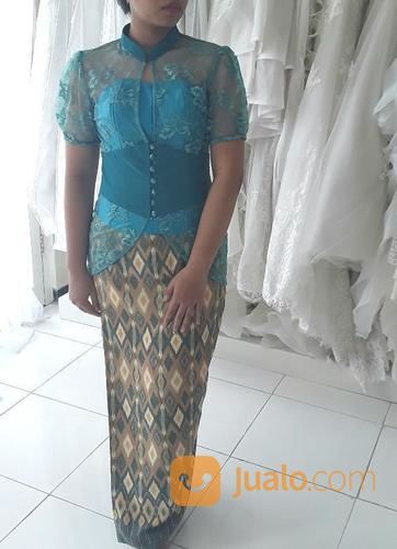 Sewa Kebaya Modern Kediri