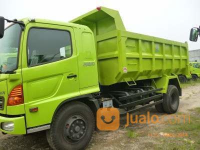 Dump Truk Hino FG 260 JJ 4x2 Euro 4, kapasitas 12m3 – 15m3 (Kondisi Baru)