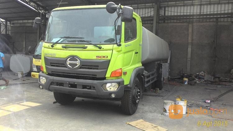 Truk Tangki Kapasitas 12.000 - 15.000 L, Hino FG 260 JL 4x2 Euro 4 (Kondisi Baru)