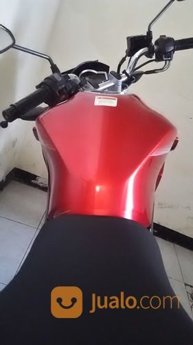 New Vixion 2014 Merah Putih