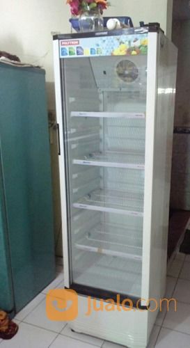 Showcase Minuman Dingin